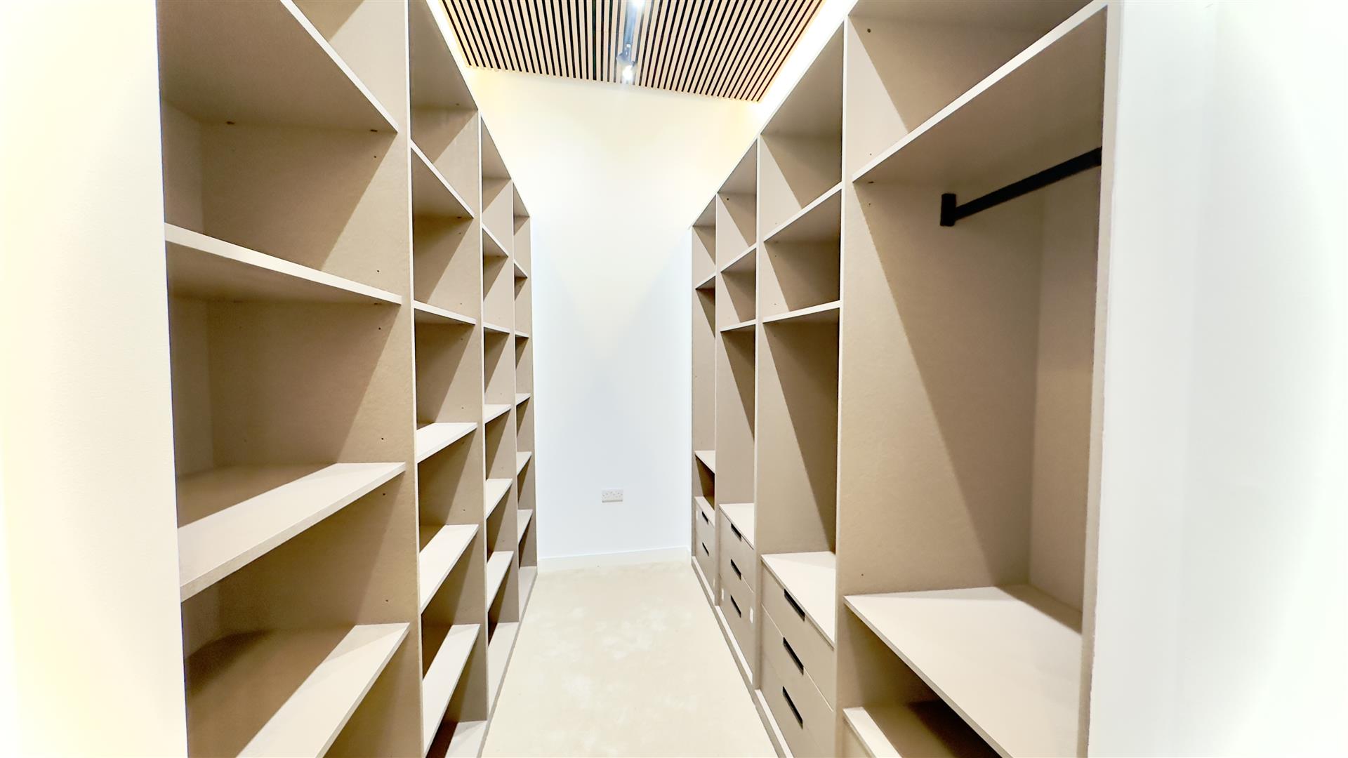 Image of Apartment - 3 Bedrooms - 2 Bathrooms for Sale in Town Area-Gibraltar, Image 7